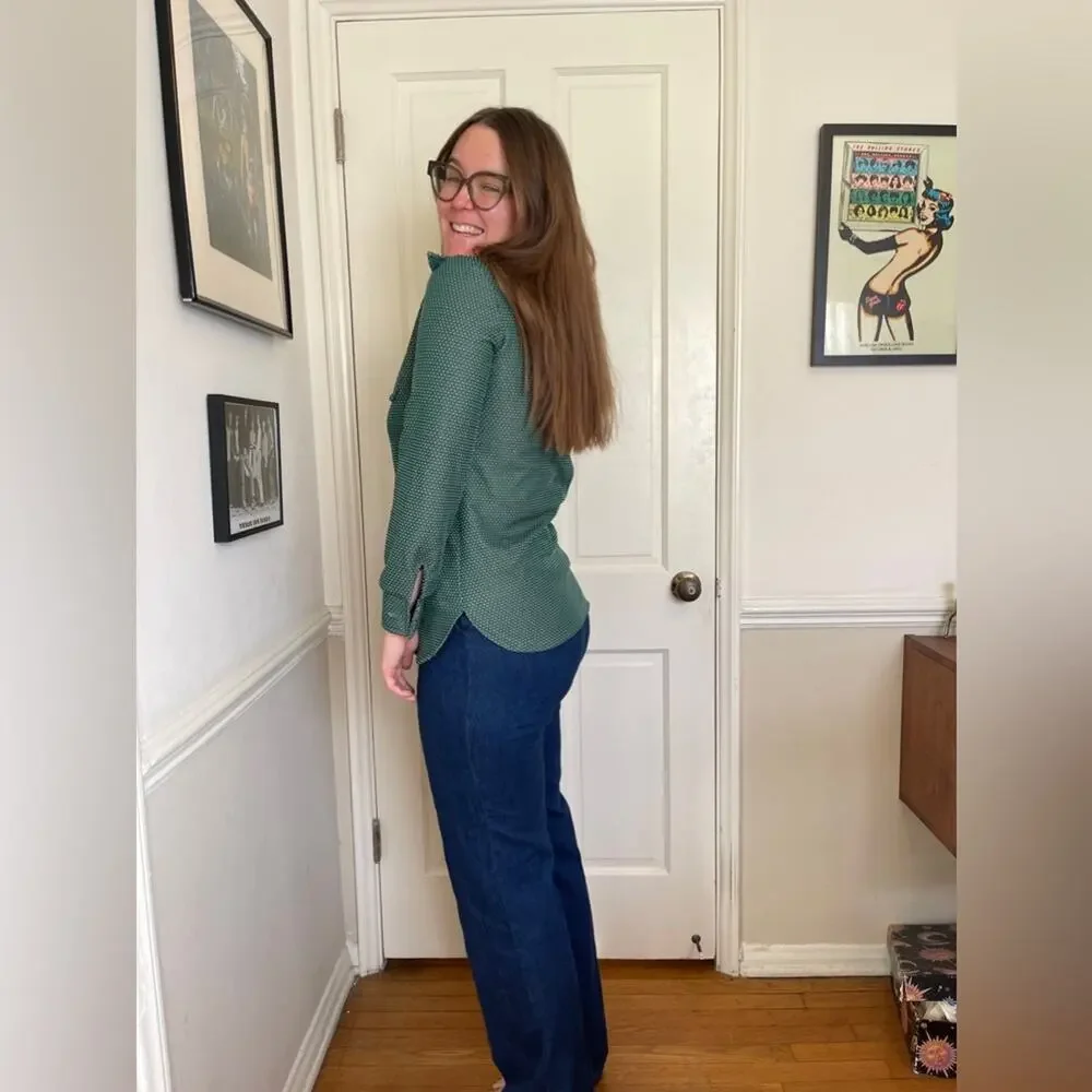 70s Vintage Green Swiss Dot Polka Dot Shirt Jacket w Dagger Collar - Picture 3 of 5